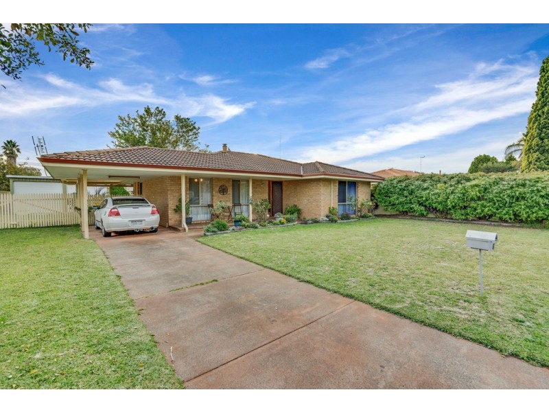 61 Lilly Crescent, West Busselton WA 6280