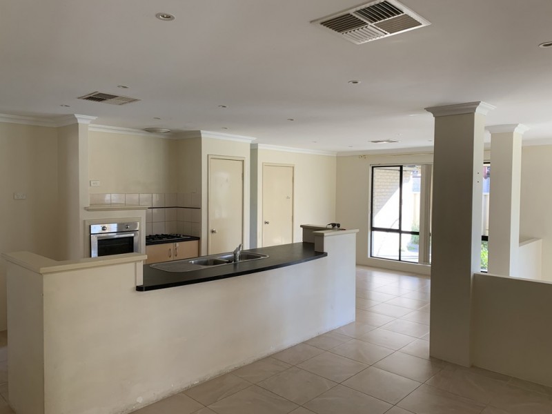 4 Darter Street, Broadwater WA 6280