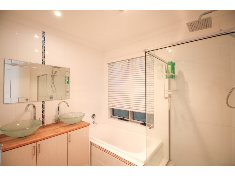10 Gwenydd Way, Peppermint Grove Beach WA 6271