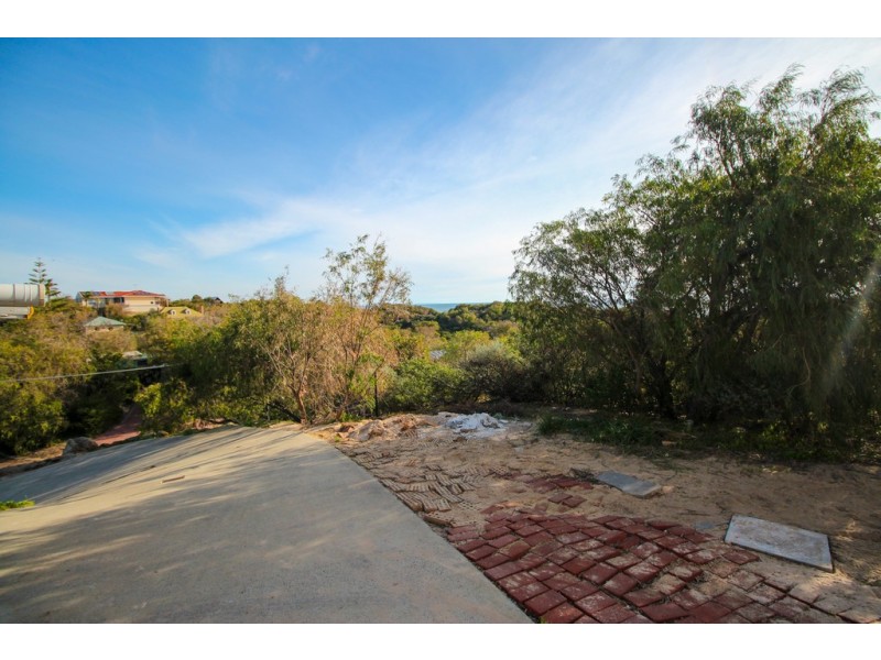 10 Gwenydd Way, Peppermint Grove Beach WA 6271