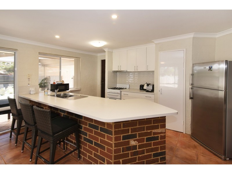 2 Granny James Place, Cowaramup WA 6284