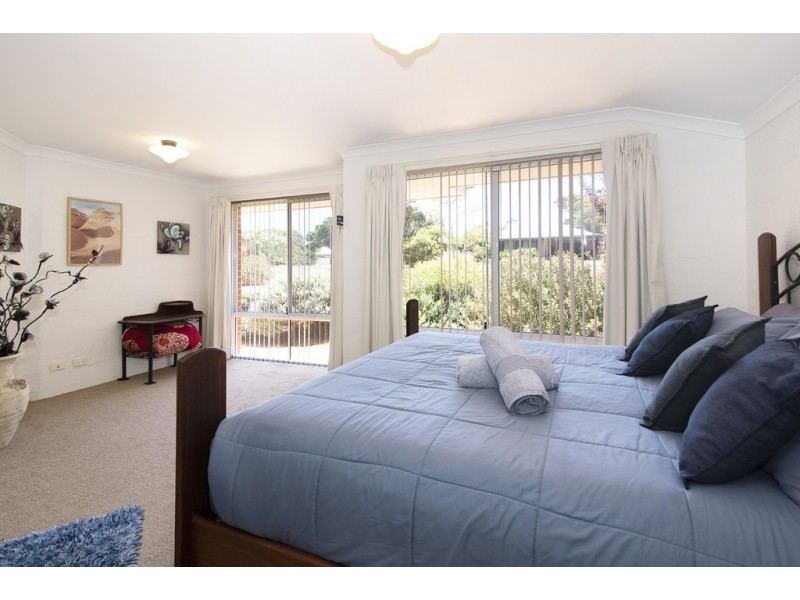 2 Granny James Place, Cowaramup WA 6284