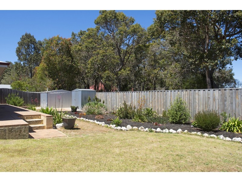 2 Granny James Place, Cowaramup WA 6284