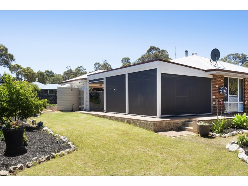 2 Granny James Place, Cowaramup WA 6284