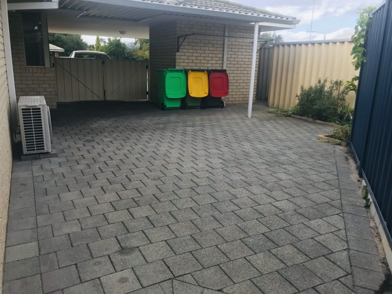 10B Holly Way, Glen Iris WA 6230