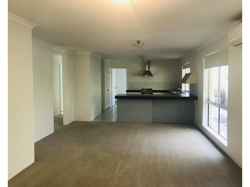 2/21 Seashore Mews, South Bunbury WA 6230