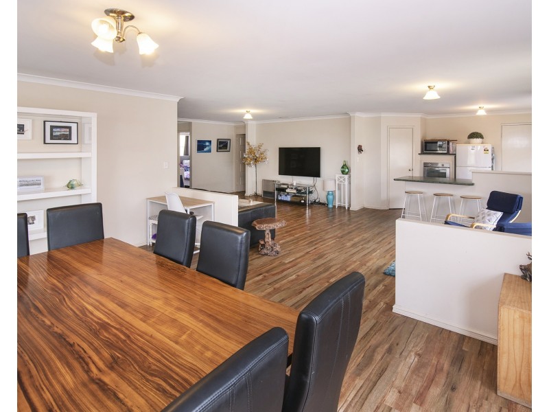 9 Wagon Entrance, Broadwater WA 6280