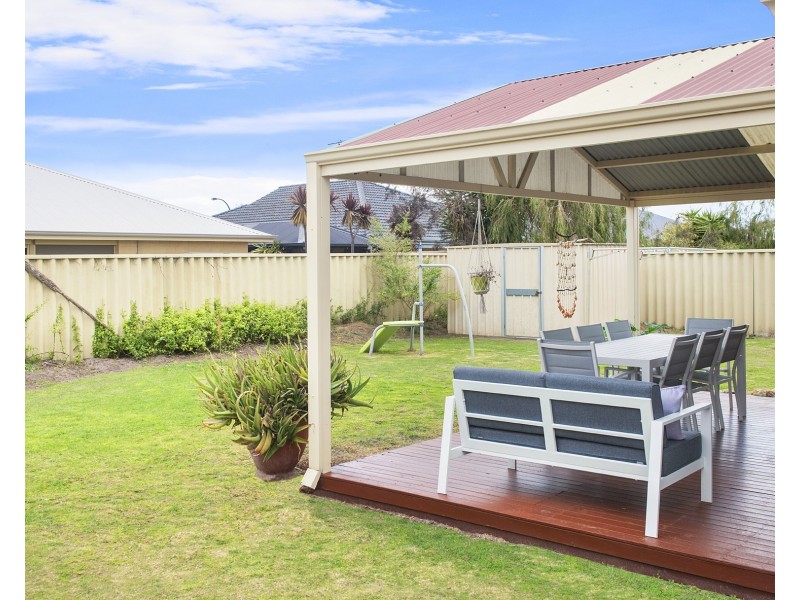 9 Wagon Entrance, Broadwater WA 6280