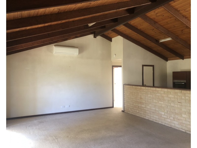 215 Bussell Highway, West Busselton WA 6280