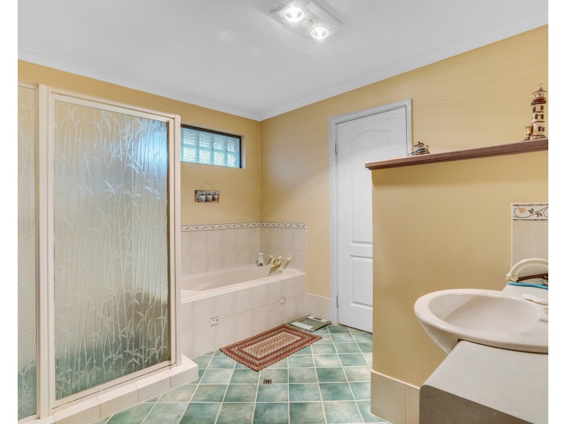 15 Pioneer Cove, Busselton WA 6280