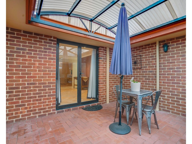 15 Pioneer Cove, Busselton WA 6280