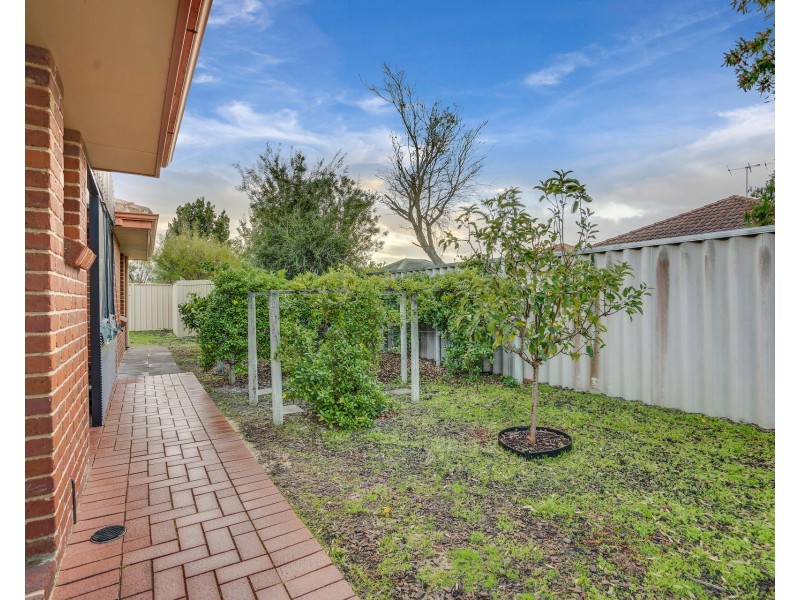 15 Pioneer Cove, Busselton WA 6280