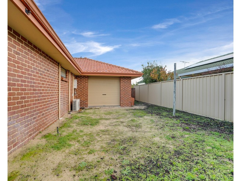 15 Pioneer Cove, Busselton WA 6280