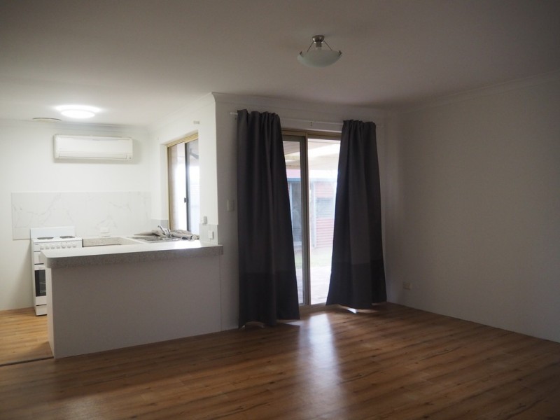 4 Buckton Place, Australind WA 6233