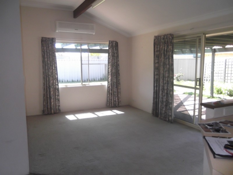 99 Hadfield Avenue, West Busselton WA 6280