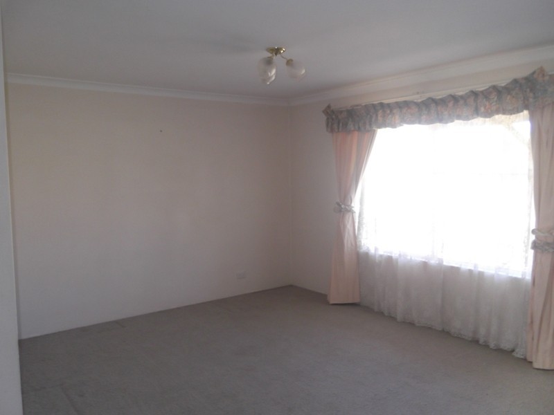 99 Hadfield Avenue, West Busselton WA 6280