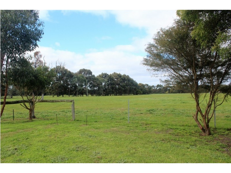 55 Piggott Road, Busselton WA 6280