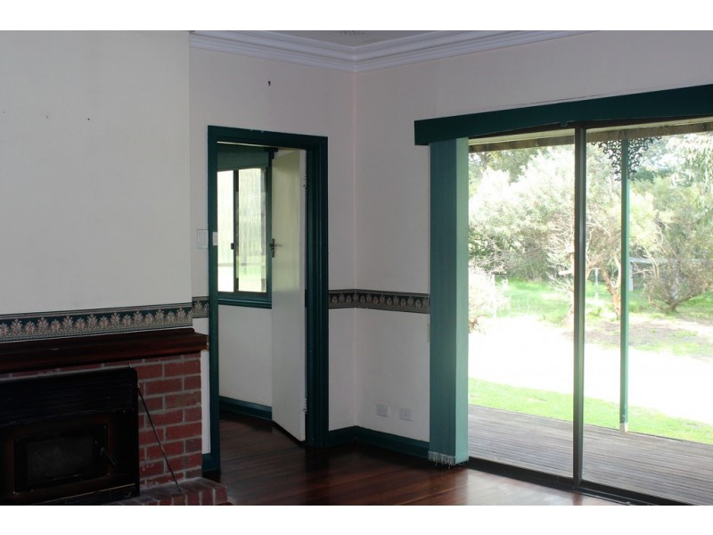 55 Piggott Road, Busselton WA 6280