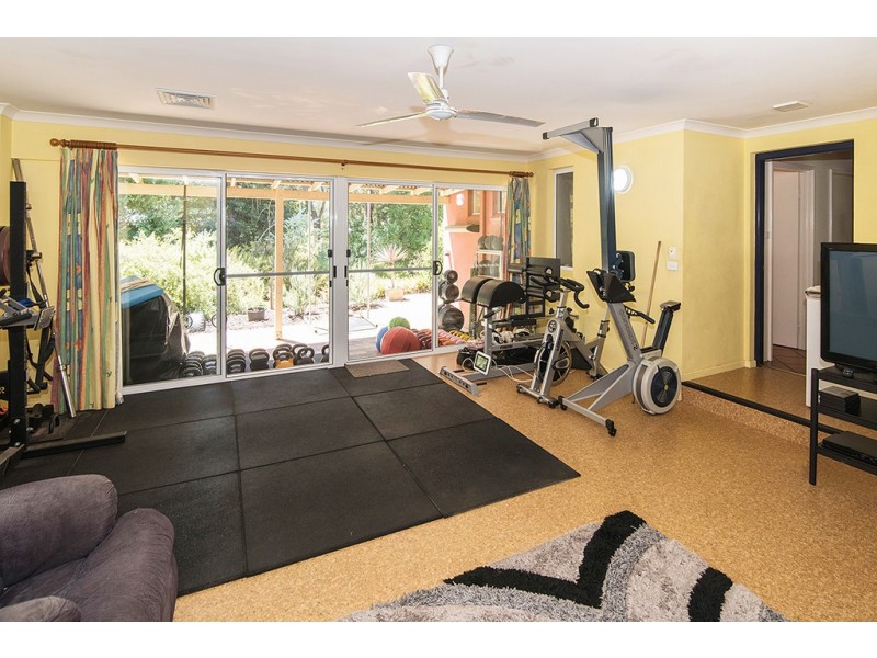 15 Wallaby Gardens, Busselton WA 6280