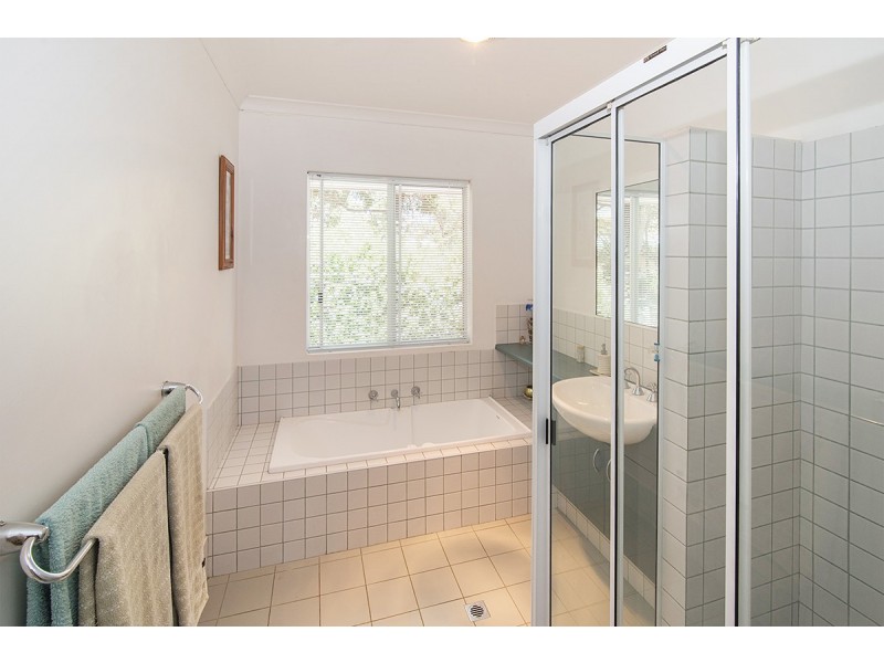 15 Wallaby Gardens, Busselton WA 6280