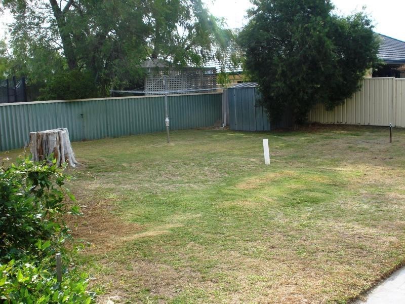 17 Blue Crescent, Busselton WA 6280