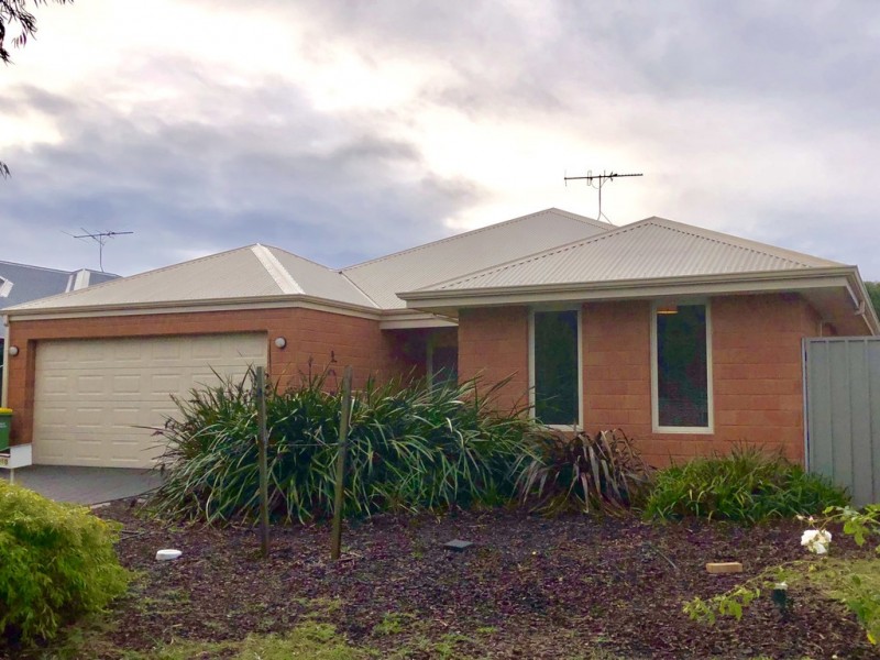 110 Beachfields Drive, Abbey WA 6280