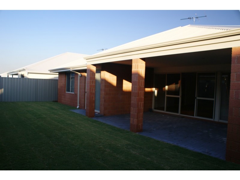 110 Beachfields Drive, Abbey WA 6280