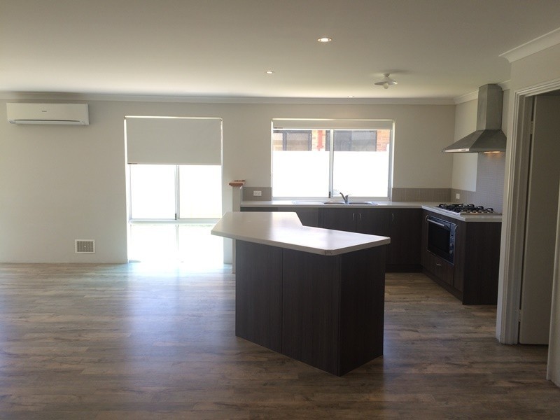 5 Sandilands Boulevard, Geographe WA 6280
