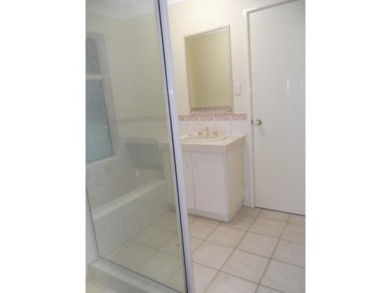 1/1 Lancaster Drive, Busselton WA 6280