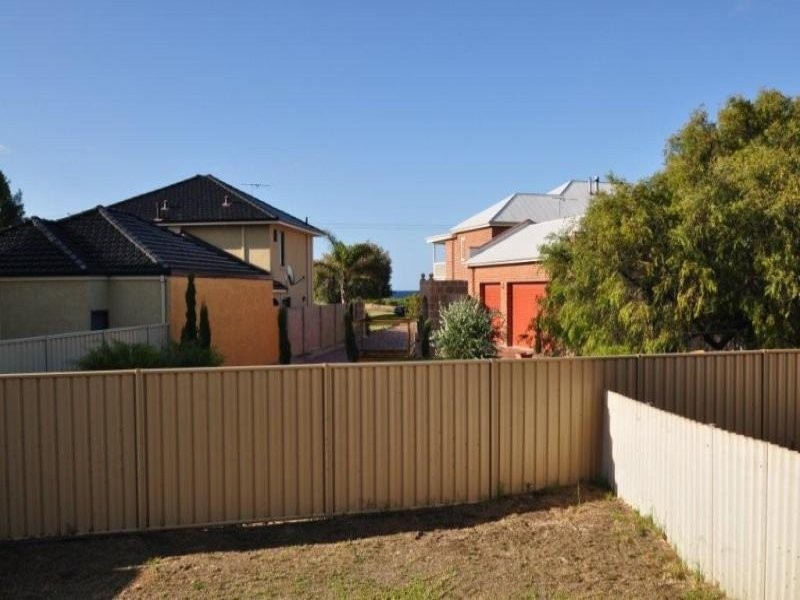 167 Marine Terrace, Geographe WA 6280