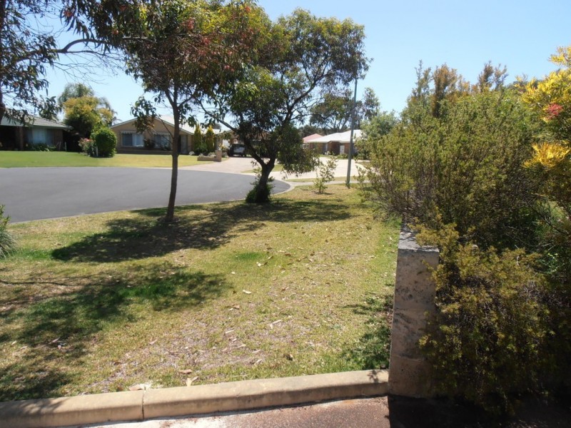 17 Wattle Bird Court, West Busselton WA 6280