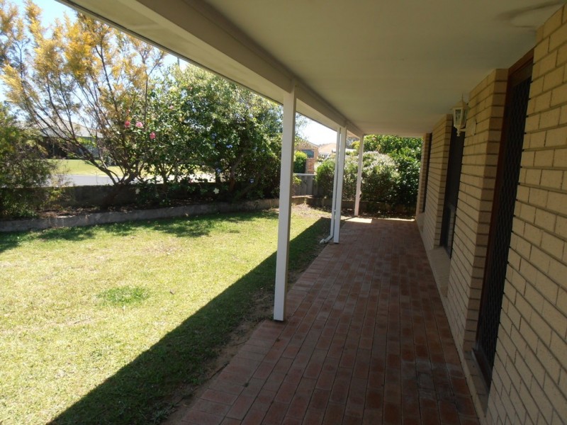 17 Wattle Bird Court, West Busselton WA 6280