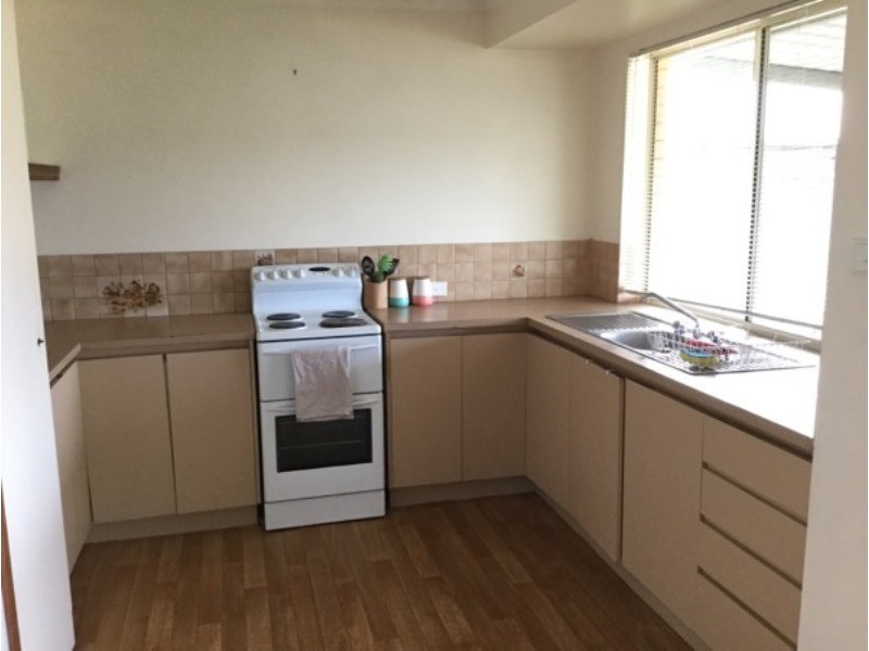 14 Silvergull Court, Geographe WA 6280