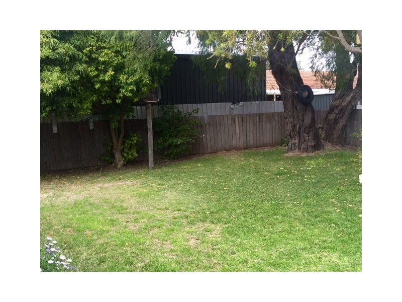 4 Heppingstone Road, West Busselton WA 6280