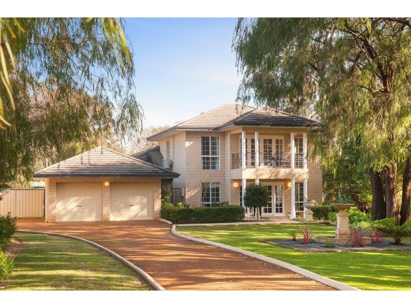 7 Links Court, Busselton WA 6280
