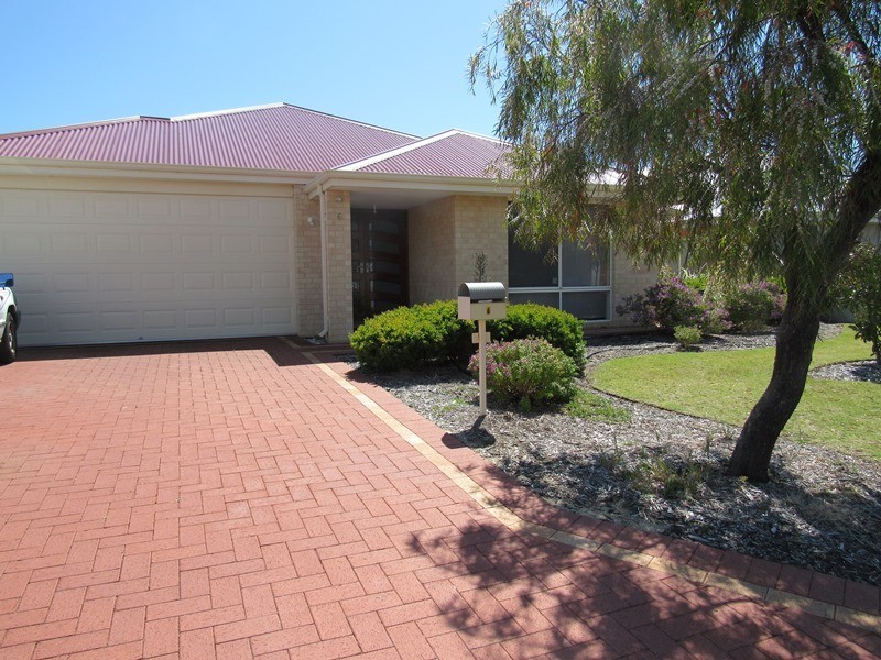 6 Mistral Bend, Yalyalup WA 6280