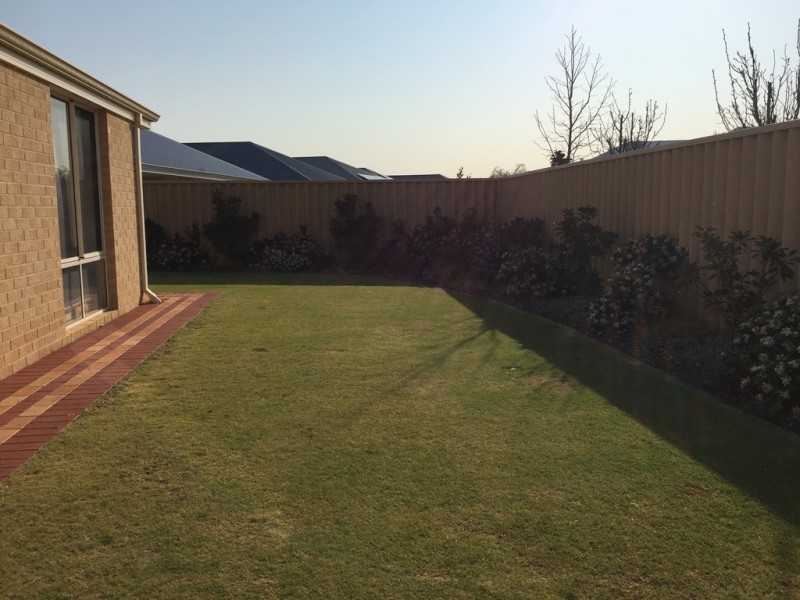6 Mistral Bend, Yalyalup WA 6280