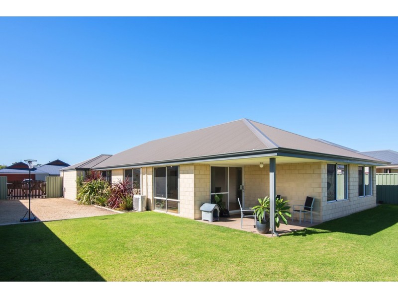 8 Illawarra Terrace, Vasse WA 6280