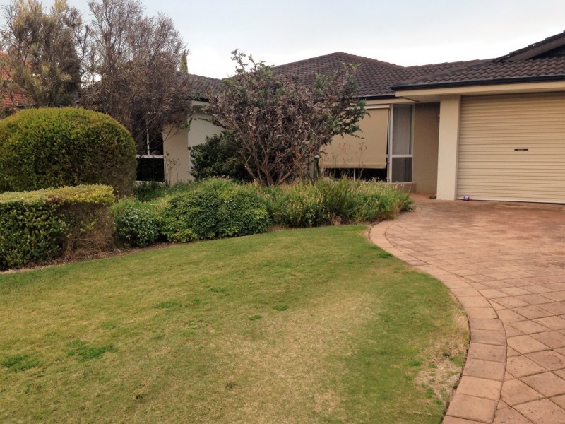 5 Kite Court, Geographe WA 6280