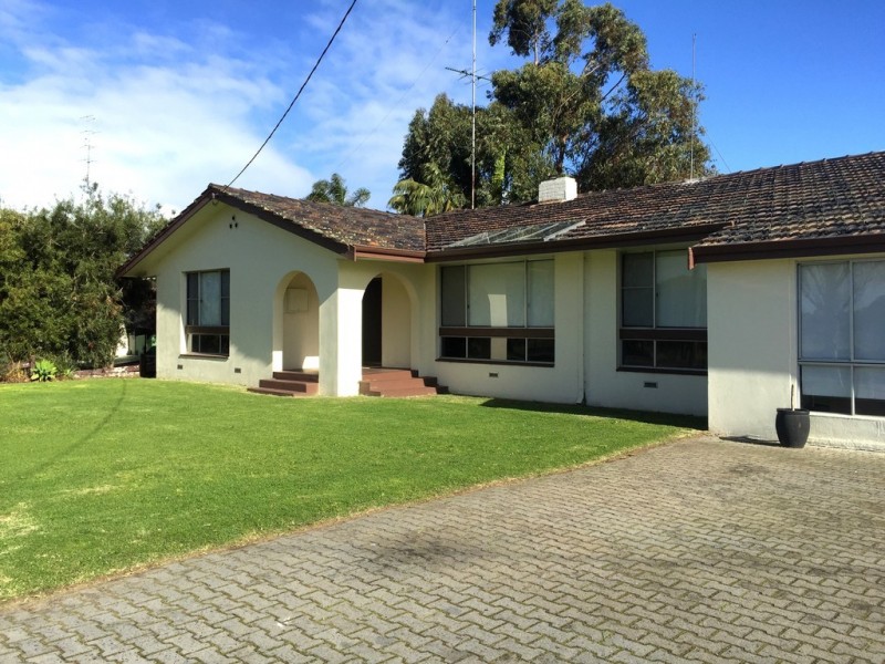 40 Causeway Road, Busselton WA 6280