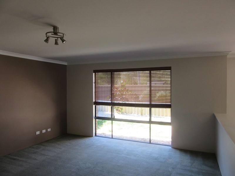 25 Currawong Drive, Broadwater WA 6280