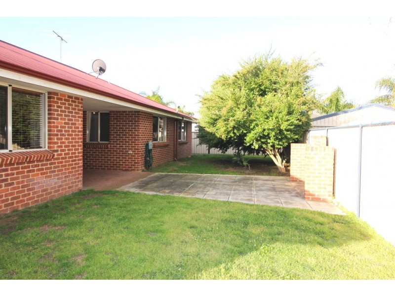 8 Clover Crescent, Busselton WA 6280