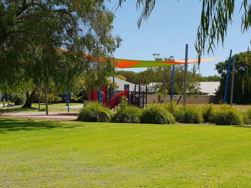 8 Darter Street, Broadwater WA 6280