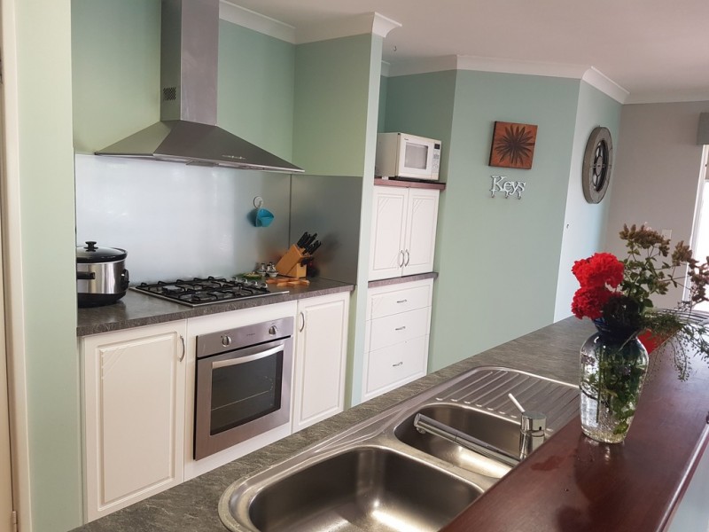 8 Darter Street, Broadwater WA 6280