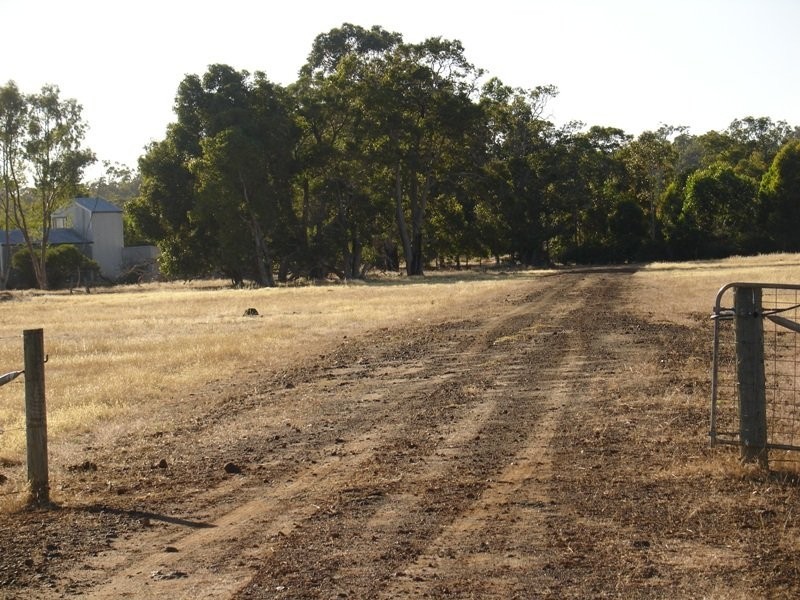 216 Sabina Road, Tutunup WA 6280