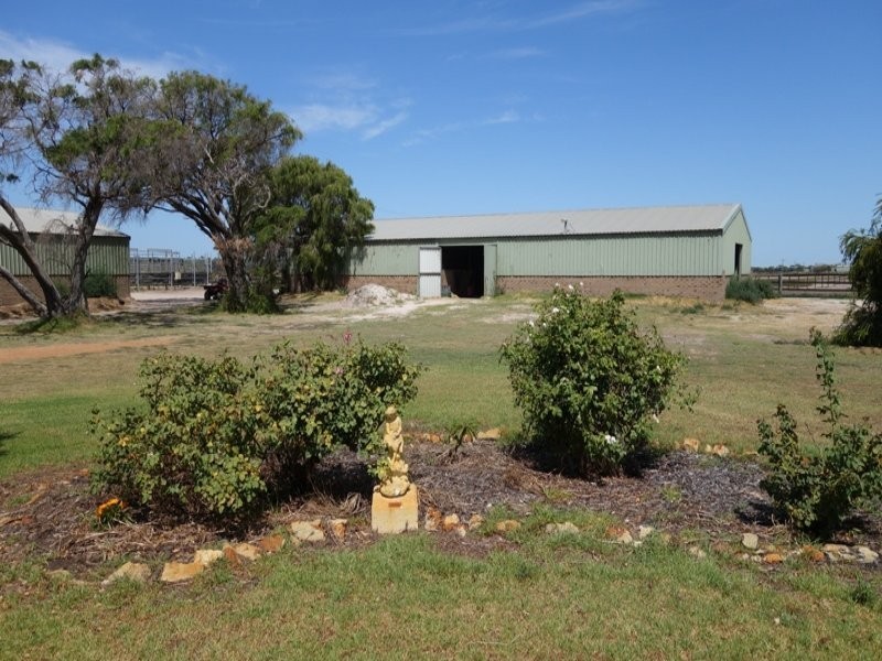 6/174 Forrest Beach Road, Wonnerup WA 6280