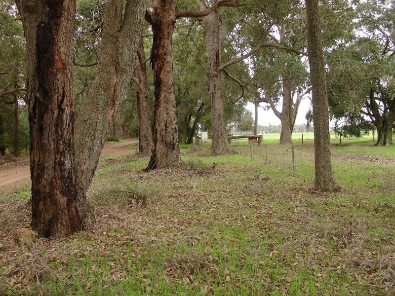 370 Edwards Road, Ambergate WA 6280