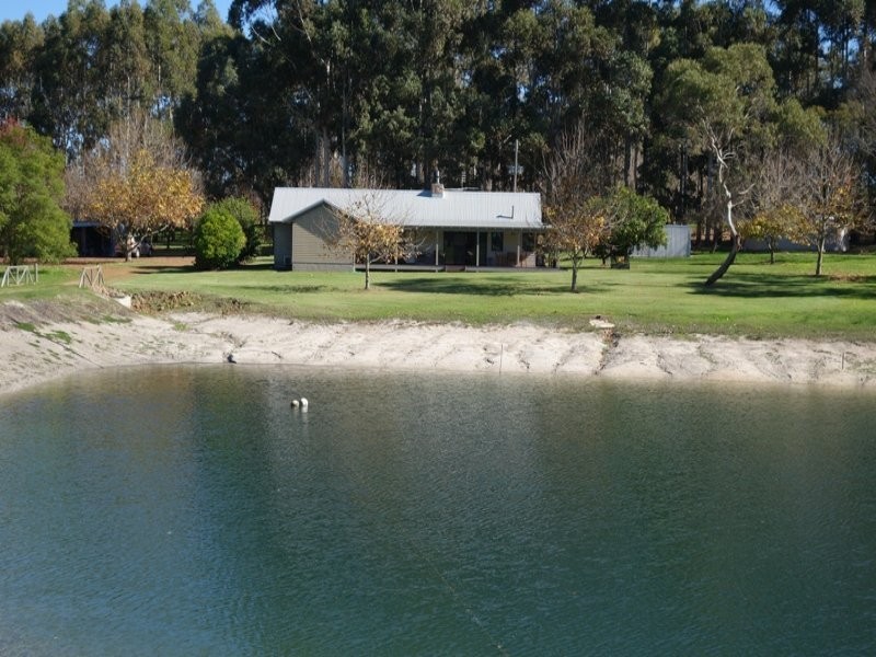 415 Treeton Road, Treeton WA 6284