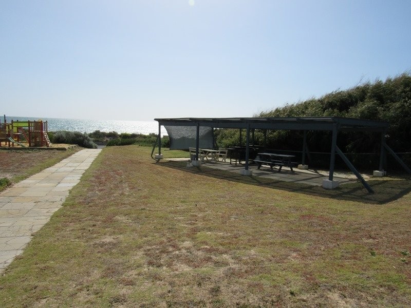 200/2 Myalup Beach Road, Myalup WA 6220