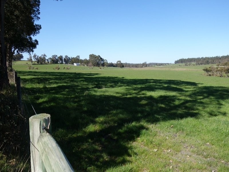 2283 Osmington Road, Osmington WA 6285